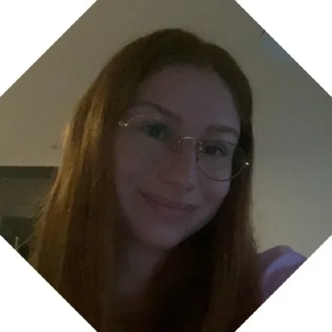 Emma Primmaz, Assistante de direction